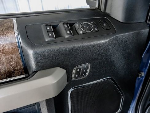 Used 2019 Ford F250 Lariat w/ Lariat Ultimate Package image 44