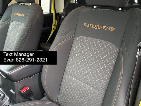 Used 2024 Jeep Gladiator Mojave w/ Technology Group image 25