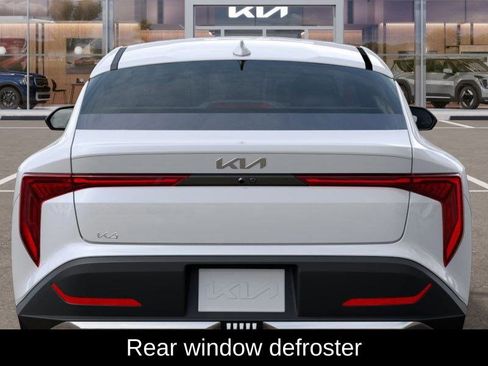 New 2025 Kia K4 LX image 14