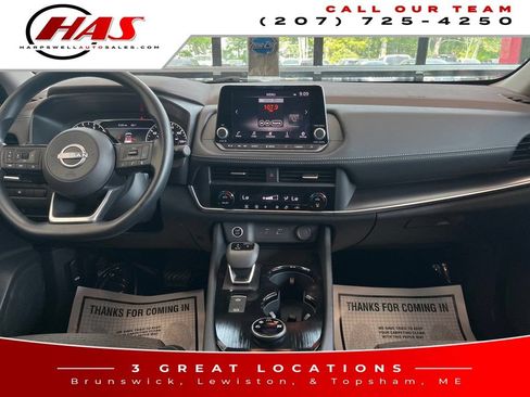 Used 2023 Nissan Rogue SV AWD/4WD image 15