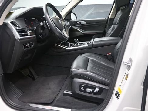 Used 2020 BMW X7 xDrive40i w/ Premium Package AWD/4WD image 17