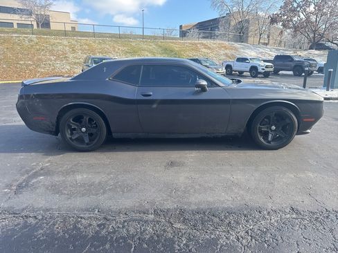 Used 2018 Dodge Challenger SXT w/ Cold Weather Group image 3