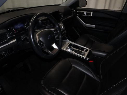 Certified 2023 Ford Explorer XLT w/ Equipment Group 202A image 19
