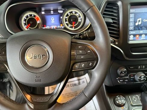 Certified 2022 Jeep Cherokee Trailhawk w/ Technology Group B image 21