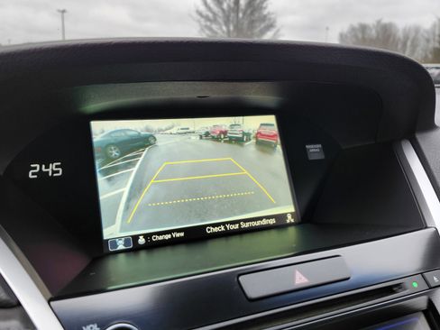 Used 2018 Acura RLX w/ Technology Package image 4