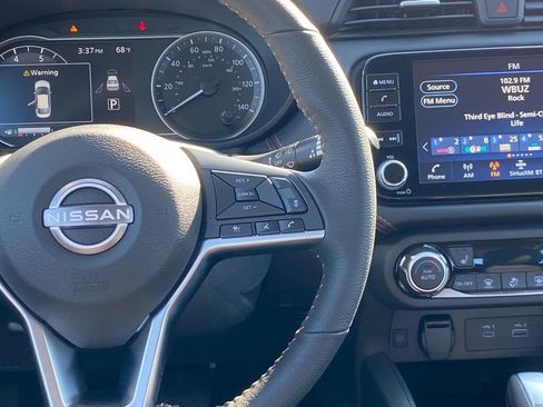 New 2025 Nissan Versa SR w/ Trunk Package image 21