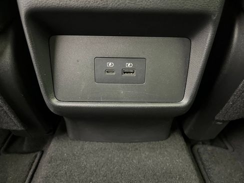 Used 2023 Nissan Rogue SV FWD image 24