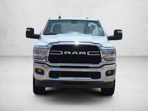 Used 2024 RAM 3500 Big Horn AWD/4WD image 2