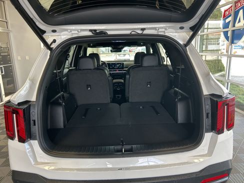 New 2026 Kia Sorento SX Prestige AWD/4WD image 11