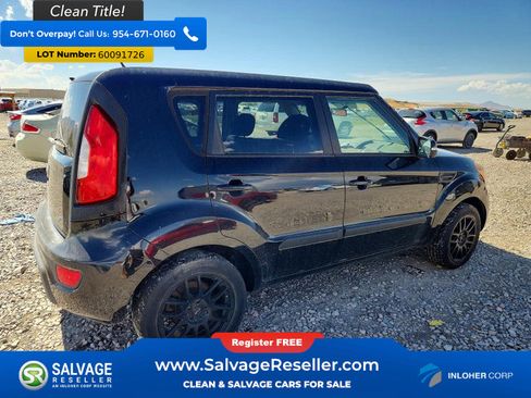 Used 2013 Kia Soul + FWD image 4