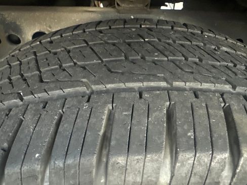 Used 2015 Nissan Frontier SV image 16