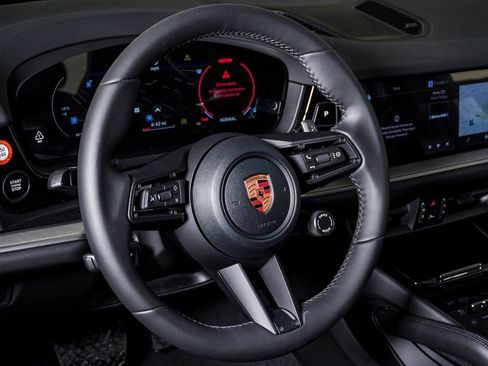 New 2026 Porsche Cayenne image 18