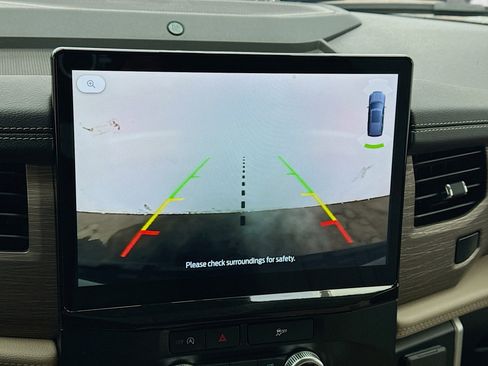 Used 2024 Ford Expedition Max Limited image 10