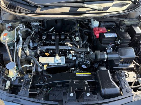 Used 2020 Nissan Versa S FWD image 20