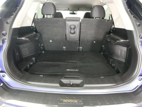 Used 2018 Nissan Rogue S AWD/4WD image 28