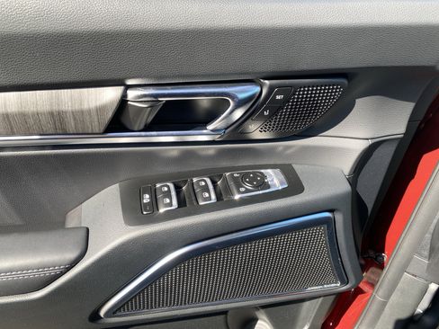 Used 2024 Kia Telluride SX Prestige image 15