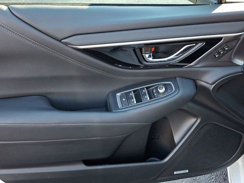 Used 2023 Subaru Legacy Limited image 10