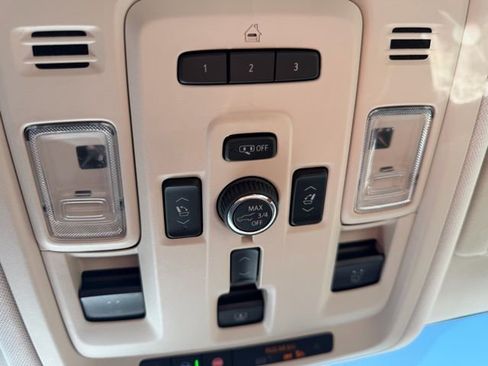 Certified 2022 GMC Yukon XL Denali image 32