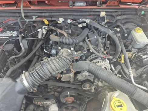Used 2009 Jeep Wrangler Unlimited Sahara AWD/4WD image 30