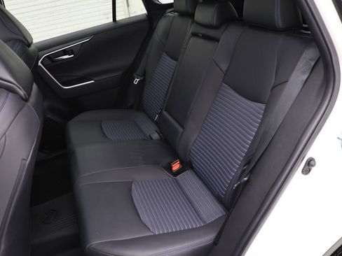 Used 2022 Toyota RAV4 XSE image 11