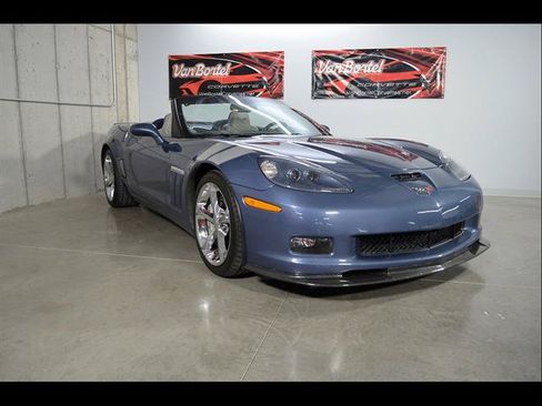 Used 2012 Chevrolet Corvette Grand Sport w/ 2LT Preferred Equipment Group RWD image 2