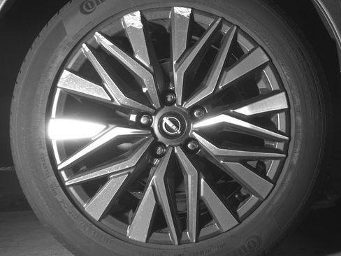 Used 2025 Nissan Altima 2.5 SV FWD image 15