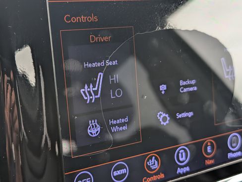 Used 2020 Jeep Grand Cherokee Altitude RWD image 21
