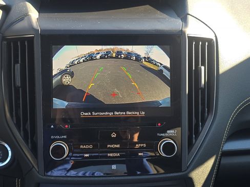 Used 2022 Subaru Crosstrek 2.5i Sport w/ Moonroof Package image 18