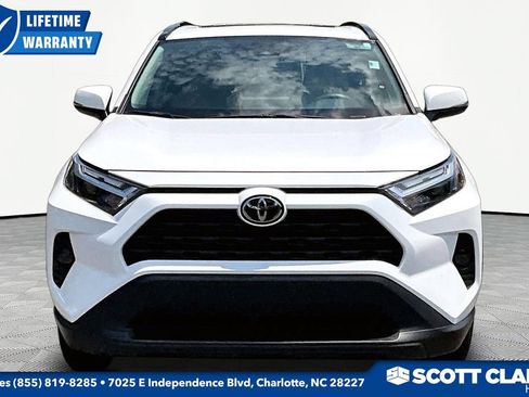 Used 2025 Toyota RAV4 XLE w/ Convenience Package FWD image 2
