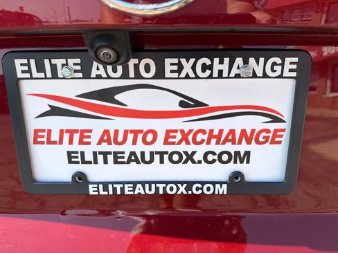 Used 2023 Buick Envision Essence w/ Sport Touring Package FWD image 33