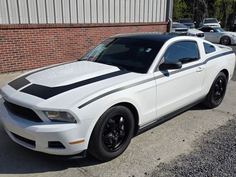 Used 2012 Ford Mustang Coupe image 1