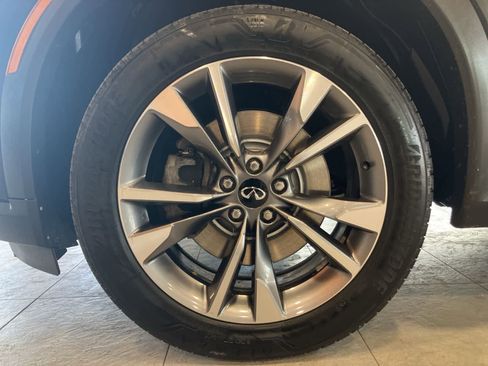 Used 2022 INFINITI QX60 Luxe image 9