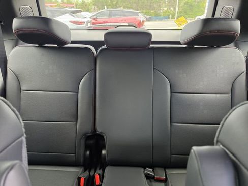 New 2026 Chevrolet Traverse RS w/ LPO, Floor Liner Package FWD image 19