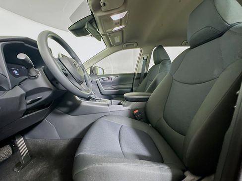 Used 2025 Toyota RAV4 LE image 13