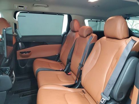 Certified 2022 Kia Carnival SX w/ Paint Protection Package image 13