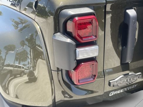 New 2026 Ford Bronco Raptor AWD/4WD image 8