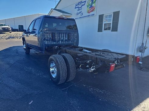 New 2026 Chevrolet Silverado 3500 LT w/ Convenience Package image 6