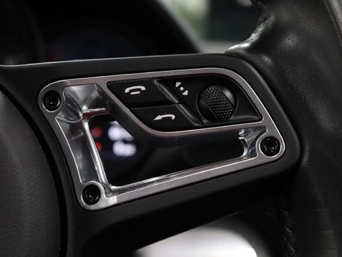 Used 2019 Porsche 718 Boxster BASE image 21