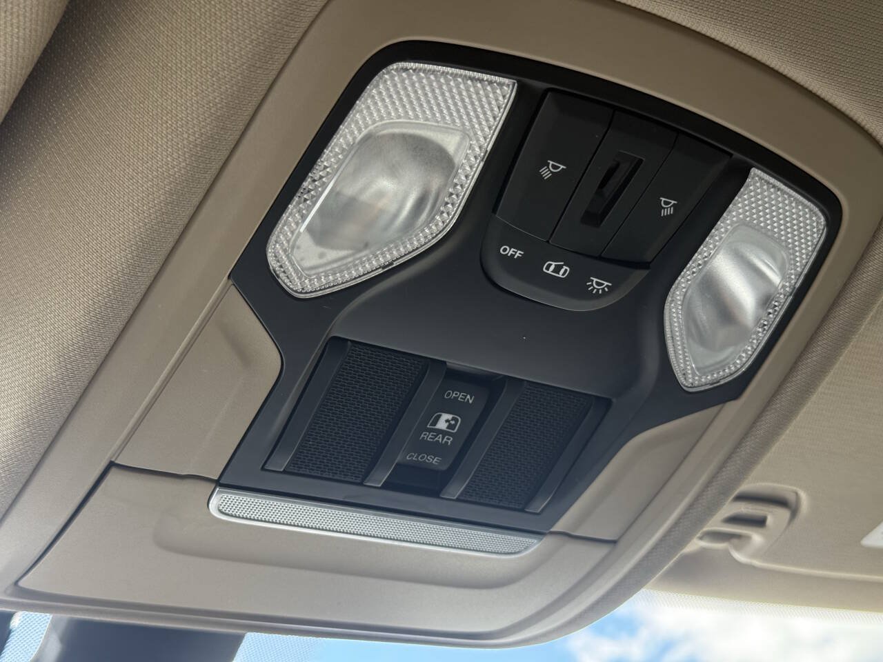 Used 2020 RAM 1500 Big Horn AWD/4WD image 30