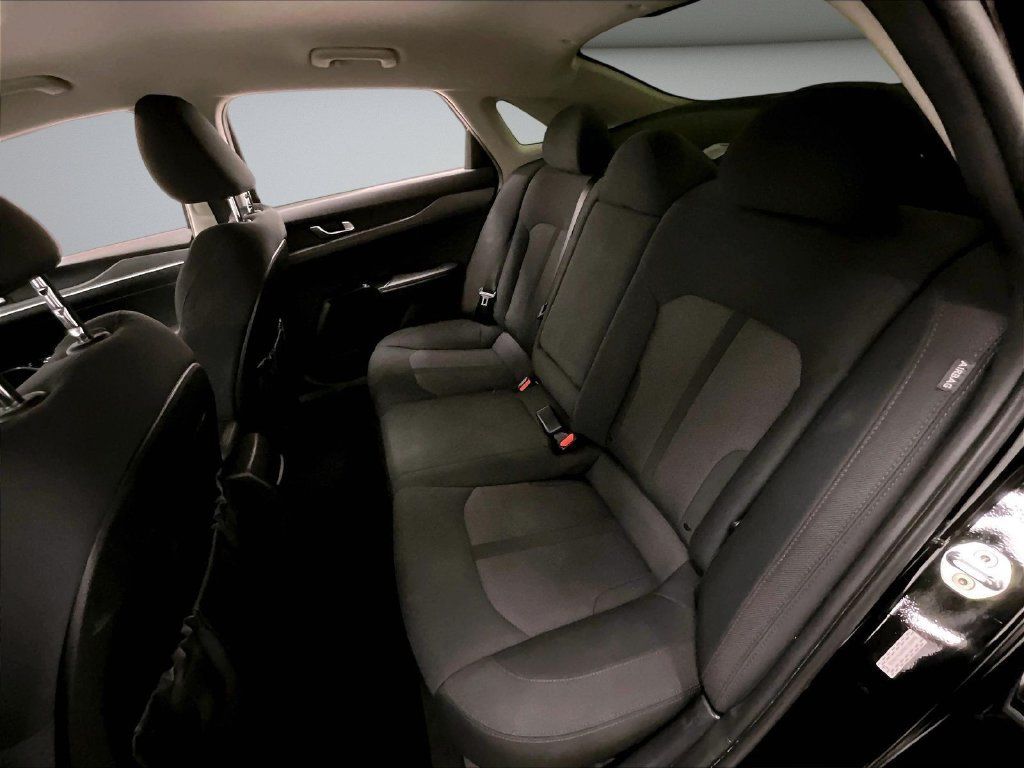 Used 2022 Kia K5 LXS FWD image 22