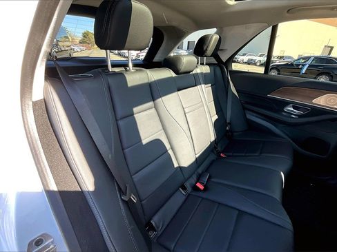 Used 2025 Mercedes-Benz GLE 350 4MATIC image 19