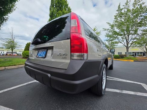 Used 2003 Volvo V70 AWD/4WD image 12