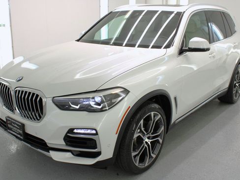 Used 2020 BMW X5 sDrive40i w/ Luxury Seating Package RWD image 4
