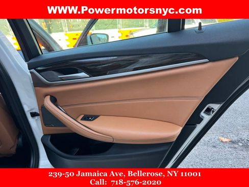 Used 2023 BMW 530e RWD image 25