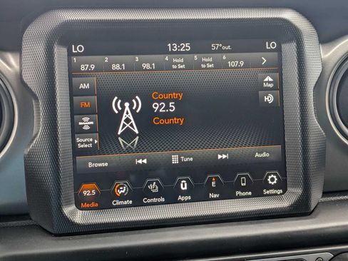 Used 2023 Jeep Wrangler Unlimited w/ Cold Weather Group AWD/4WD image 22