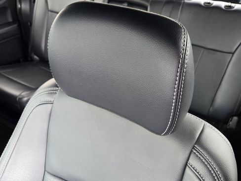 Used 2022 Ford F250 Lariat w/ Black Appearance Package AWD/4WD image 23