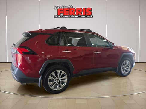 Used 2021 Toyota RAV4 Limited AWD/4WD image 5