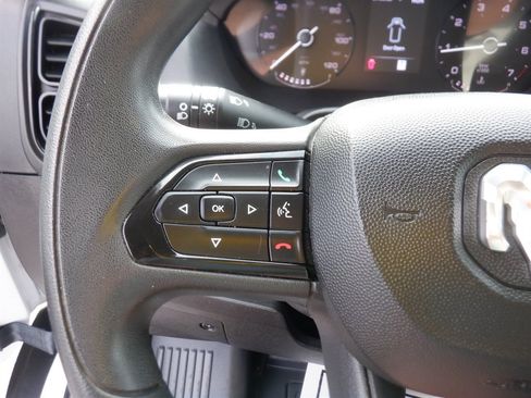 Used 2023 RAM ProMaster 2500 FWD image 12