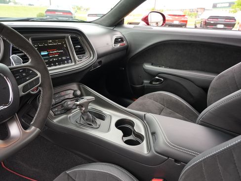 Used 2023 Dodge Challenger SRT Hellcat RWD image 23
