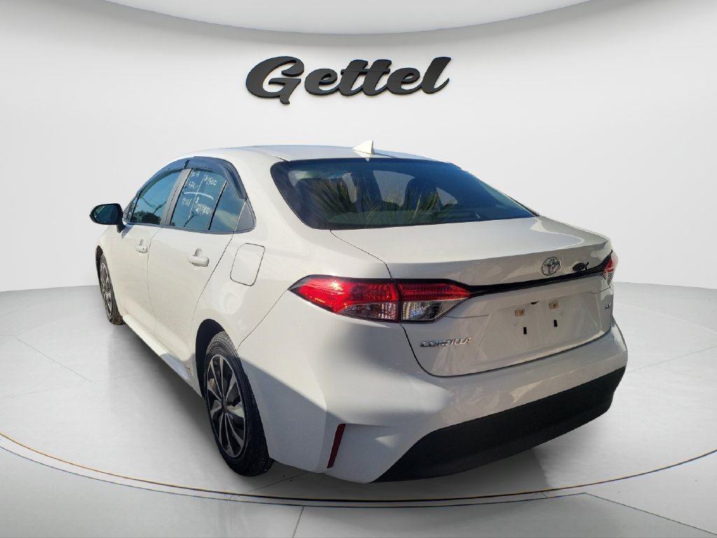 Used 2023 Toyota Corolla LE FWD image 4